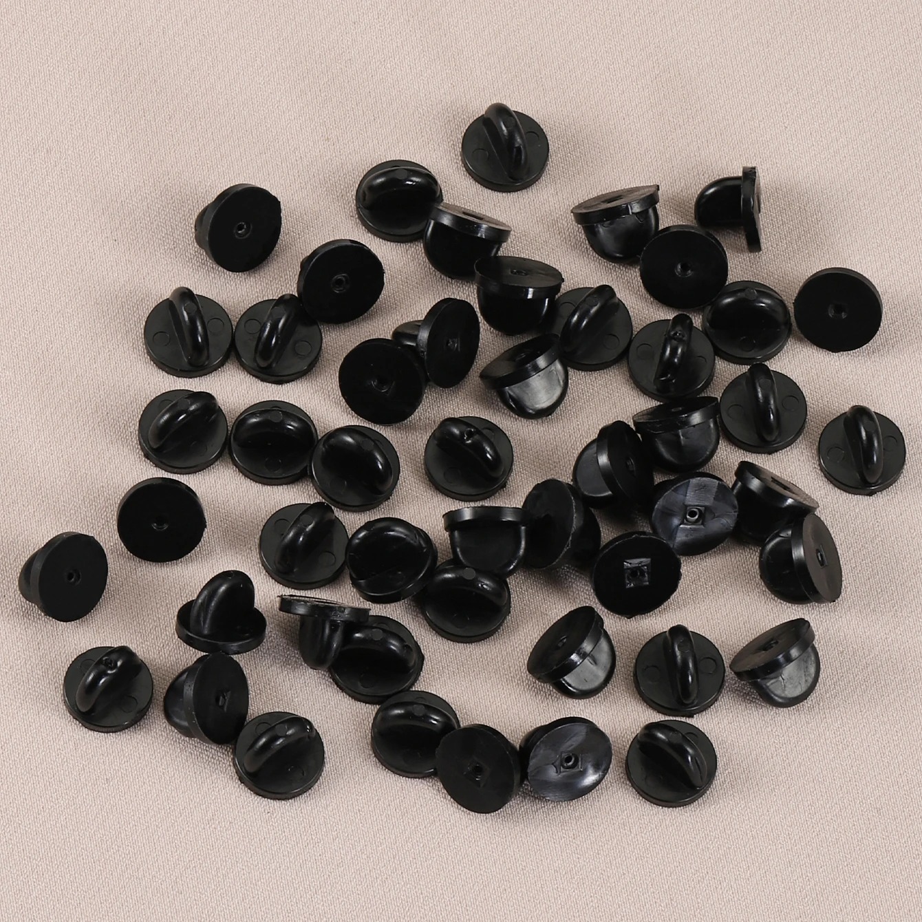 Black Rubber Brooch Pin Back S – Butterfly Rubber Sheet recenzja i cena